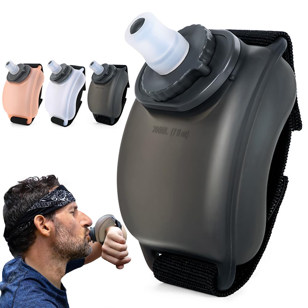 HINATAA Wrist Sports Water Bottle, Hand-Free Wrist Running Water Bottle, 7oz/200ml Leakproof BPA-Free Silicone Sports Water Bottle for Hydration Running Cycling Climbing and Outdoor Activity (Black)