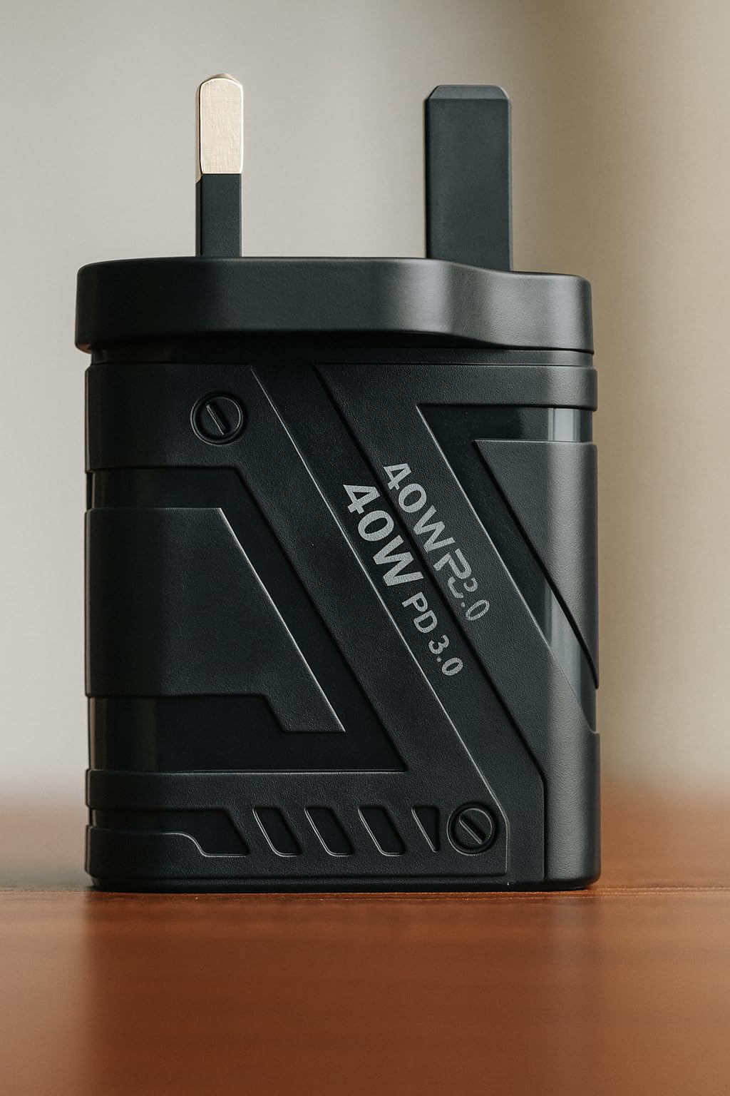 USB C Plug, 40W 4-Port Multi USB Plug Charger, Fast Charger Plug Wall Charger, Multi USB Plug UK Type C Charging Plug Compatible with iPhone 15 Pro Max 14 13 12 11 XS XR 8 7, universal