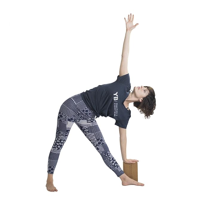 Amazon.com: yogabody Naturals bloque de yoga de corcho ...
