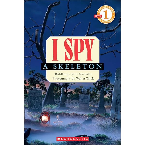 Amazon.com: I Spy A Skeleton (Scholastic Reader Level 1