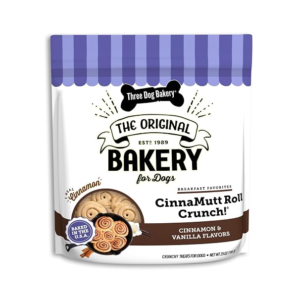 THREE DOG BAKERY CINNAMUTT ROLL CRUNCH CHRISTMAS DOG TREATS, HOLIDAY CINNAMON ROLL FLAVORED COOKIES, STOCKING STUFFER DOG COOKIES, CRUNCHY BAKED IN THE USA, 5 OZ
