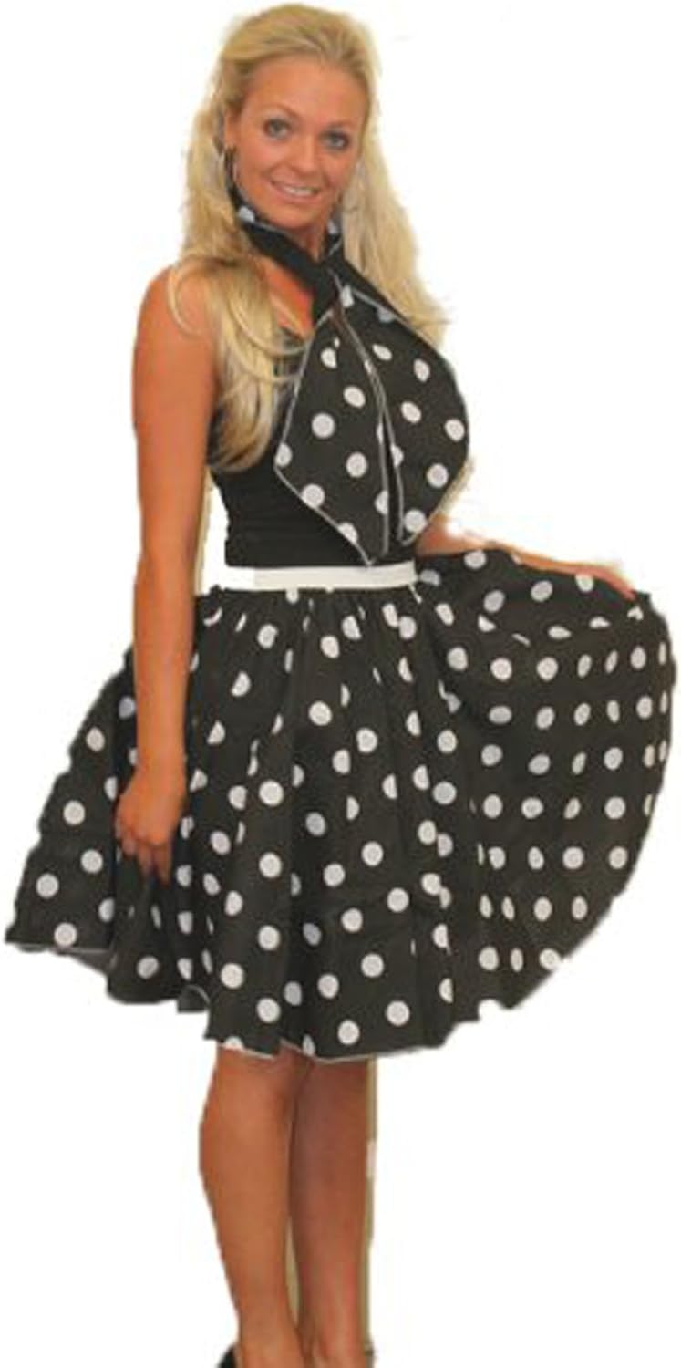 black and white polka dot skirt outfit ideas