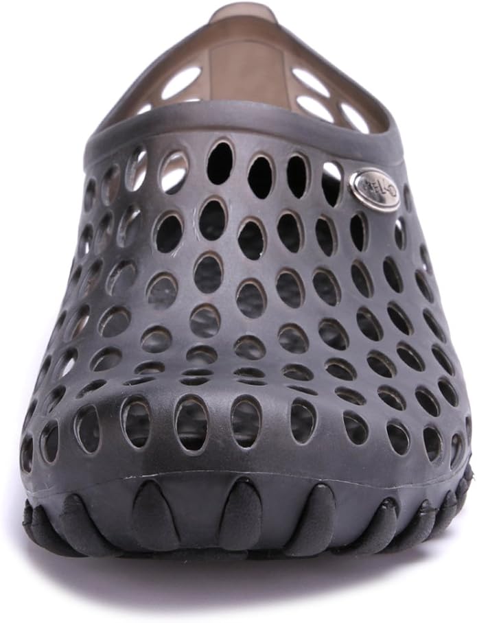 clapzovr water shoes