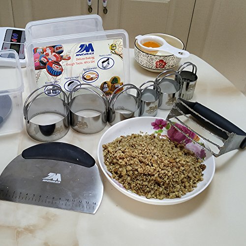Pastry Cutter Set Pastry Scraper Biscuit Cutter Set (5 Circle+1 Fluted Edge) Dough Blender Mixer Cookie Cutters Round Baking Dough Tools & Pastry Utensils with Egg Separator GIFT BOX!