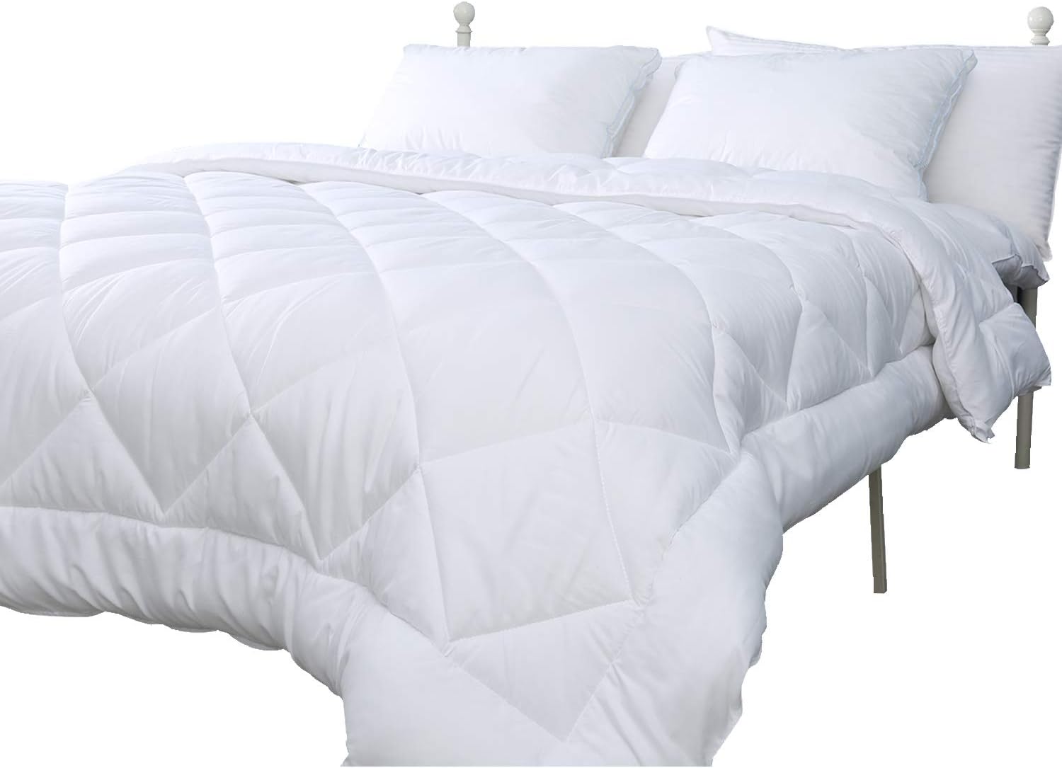 Naluka King Size Comforter,Ultra Plush Super-Soft Lightweight All Season Down Alternative Hotel Collection Solid Comforter
