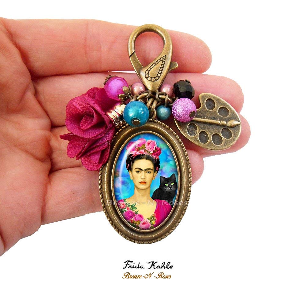 Bijou De Sac Frida Kahlo Et Le Chat Artiste Peintre Bronze N Roses Cadeau Produits Handmade Produits Handmade