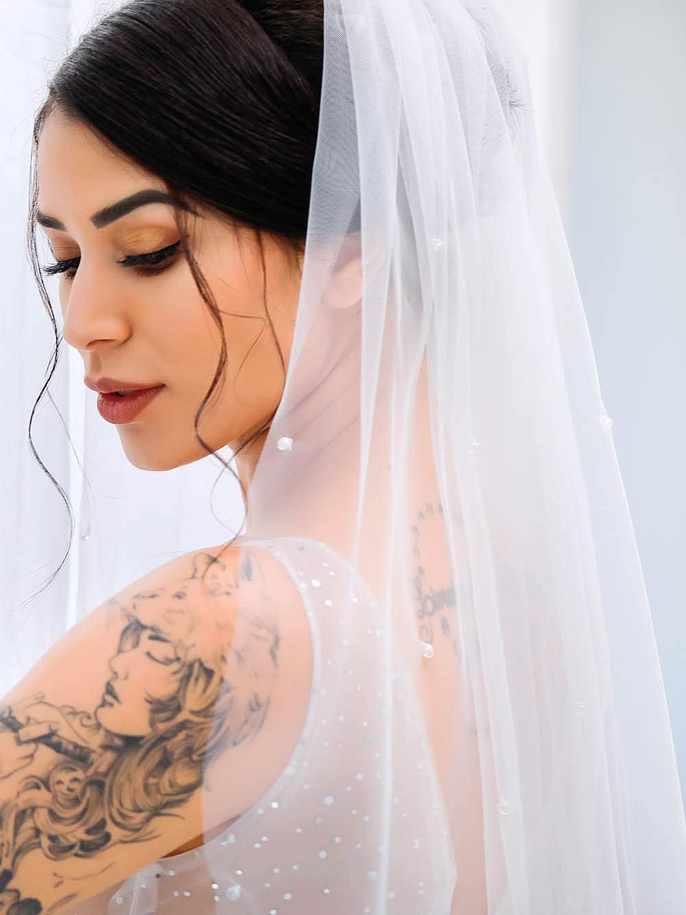 Amazon Com Unicra Wedding Bridal Veil With Comb Bridal Tulle