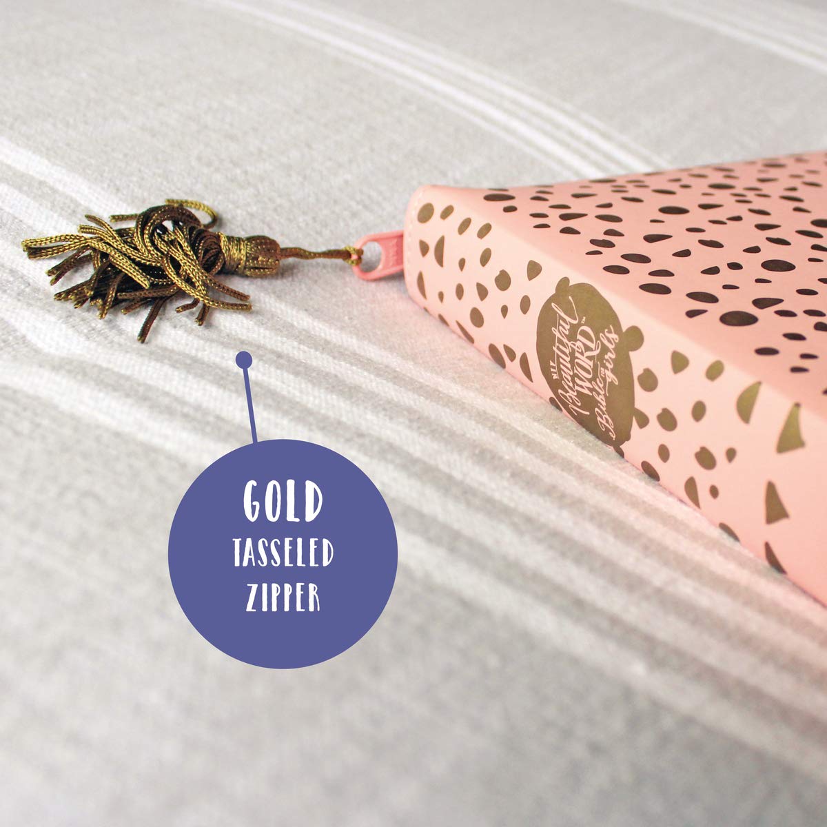 NIV, Beautiful Word Bible for Girls, Updated Edition, Leathersoft, Zippered, Pink, Red Letter, Comfort Print: 600+ Full-Color Illustrated Verses NIV, Beautiful Word Bible for Girls, Updated Edition, Leathersoft, Zippered, Pink, Red Letter, Comfort Print: 600+ Full-Color Illustrated Verses Imitation Leather