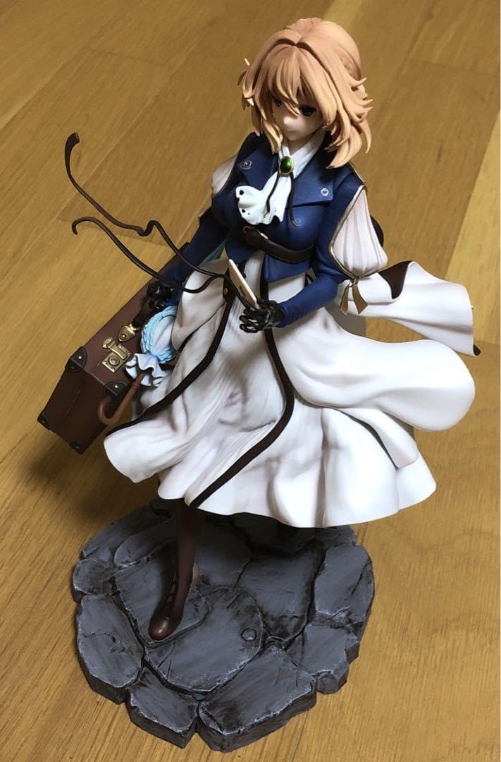 Figura Violet Evergarden 25 Cm - Statua Anime PVC - Con Espositore Acrilico - Regalo Fan