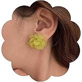 Vacaonio Boho Green Flower Stud Earrings Resin Floral Stud Earrings Acrylic Flower Earrings Flower Petal Earrings Camellia Floral Earrings Jewelry for Women