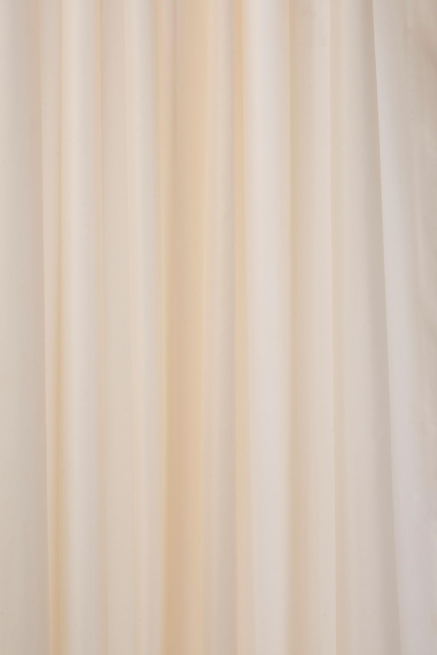 Croydex Water-Resistant Machine Washable Cling-Resistant Plain Ivory Textile Shower Curtain, 1800 x 1800mm