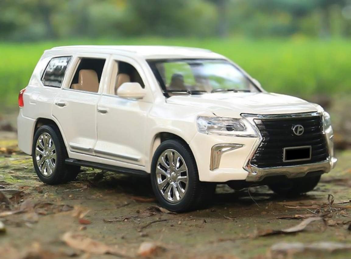 Harvi's 1:36 Scale Die-Cast Toyota Lexus with Front Openable Doors