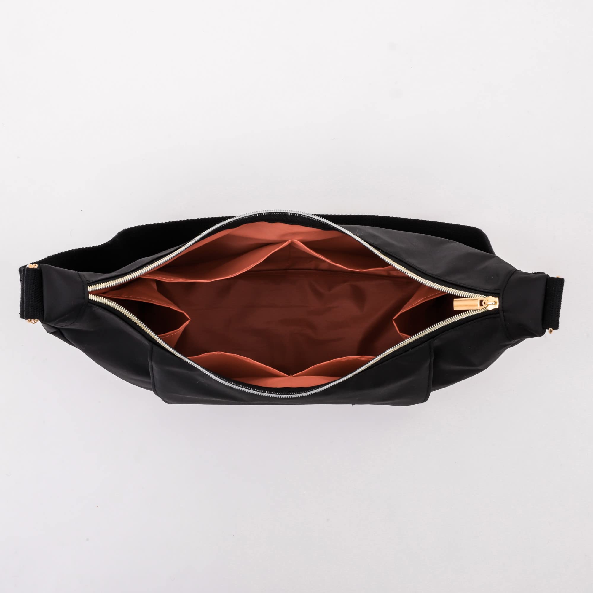 【ウタオ ムック本 付録】Utao ウタオ 撥水・軽量ショルダーバッグproduced by Satoko Iida