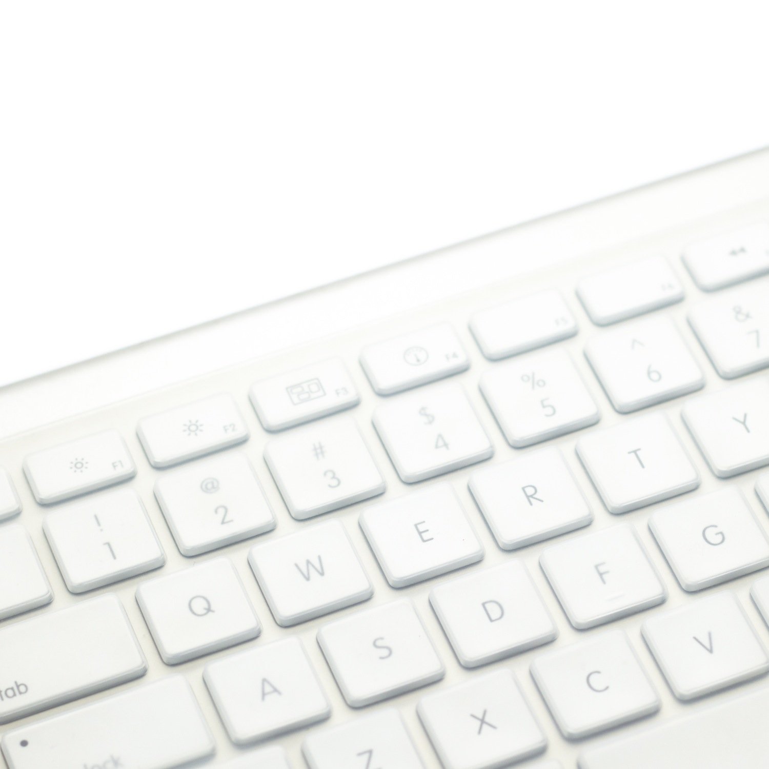 MiNGFi Silicone Keyboard Cover for MacBook Pro 13" A1278 A1425 A1502 (2008–2017), Air 13" A1369 A1466 (2010–2017), Pro 15" A1398 A1286 (2008–2015), Pro 17" A1297 (2011) EU/ISO Layout - Transparent