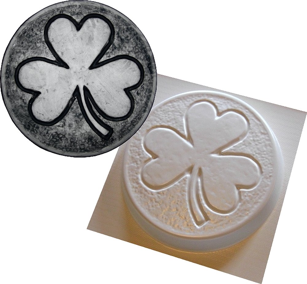 dennycraftmoulds Irish Shamrock Stepping Stone Mould Reusable ABS Plastic Mold For Making Concrete Garden Ornaments