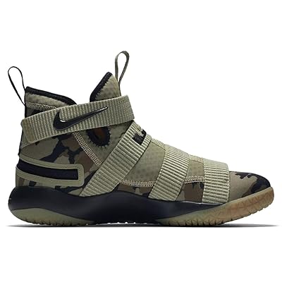 lebron soldier xi flyease