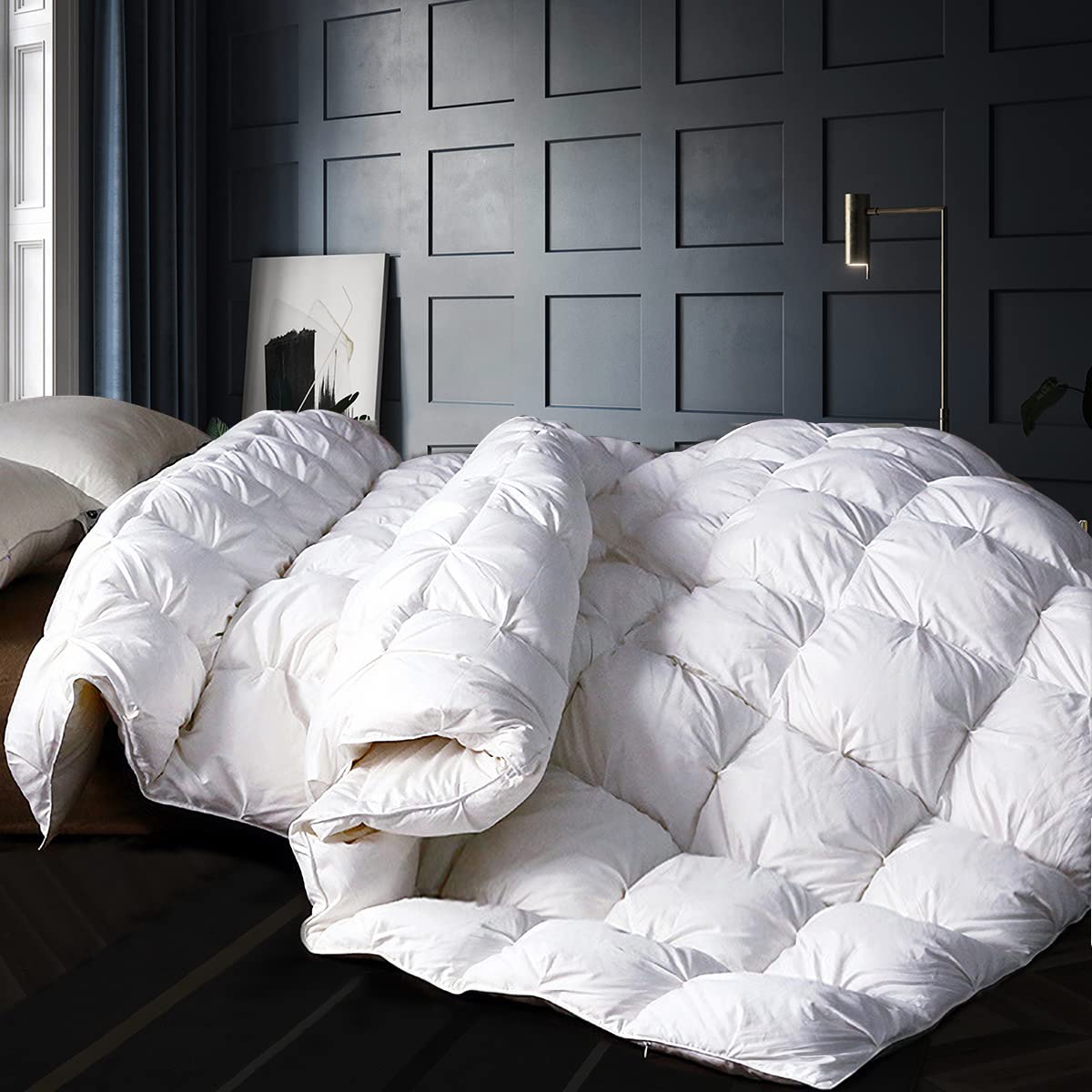 Photo 1 of ***FACTORY SEALED***Alanzimo All Season Luxurious White Goose Down Feather Fiber Comforter Duvet Inserts Queen Size - Medium Warmth Ultra Soft 750 Fill Power White Bedding Comforter with 8 Tabs - 90x90 Pinch Pleat