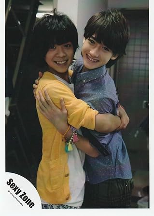 Amazon マリウス葉 松島聡 Sexy Zone 公式生写真 カメラ目線 歯見せ 松島衣装黄 アイドル 芸能人グッズ 通販