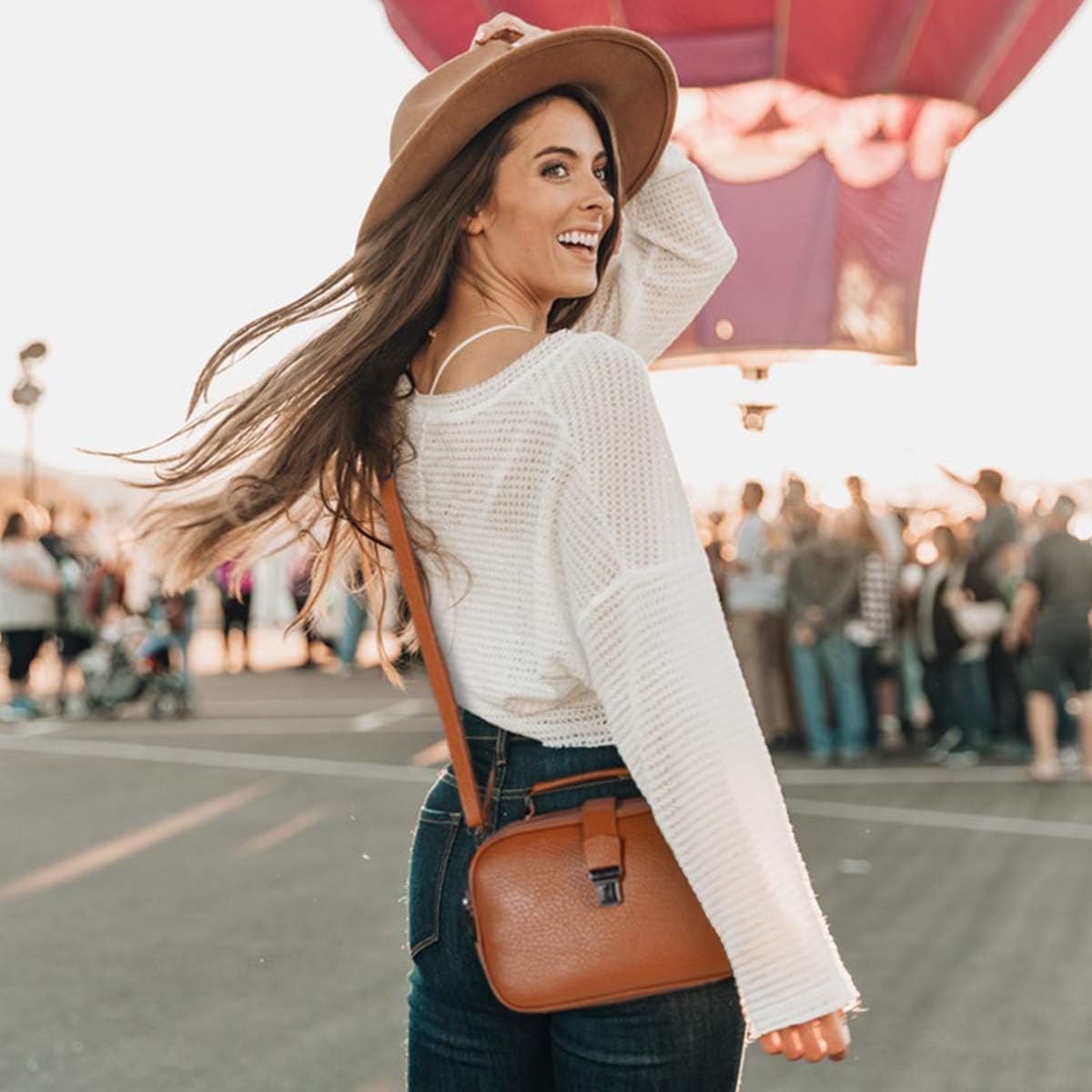 Kasgo Crossbody Bag for Women Vegan Handbag for Ladies Faux Leather Casual Crossbody Satchel Top Handle Bags Shoulder Bag with Detachable Adjustable Strap Brown - Image 3