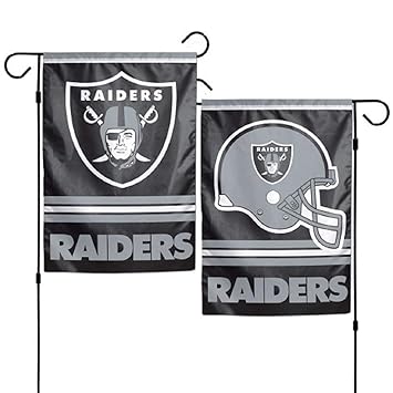 Amazon Com Nfl Oakland Raiders 8482 Garden Flag Party