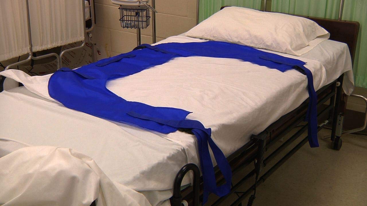 Amazon.com: u-turner ergonómico Paciente Turning dispositivo ...