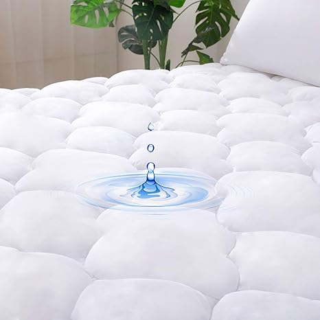 Amazon Com Whatsbedding Waterproof Mattress Pad Twin Size Cotton Top Down Alternative Filling Pillowtop Mattress Topper Cover Fitted Quilted Twin Mattress Pad Kitchen Dining