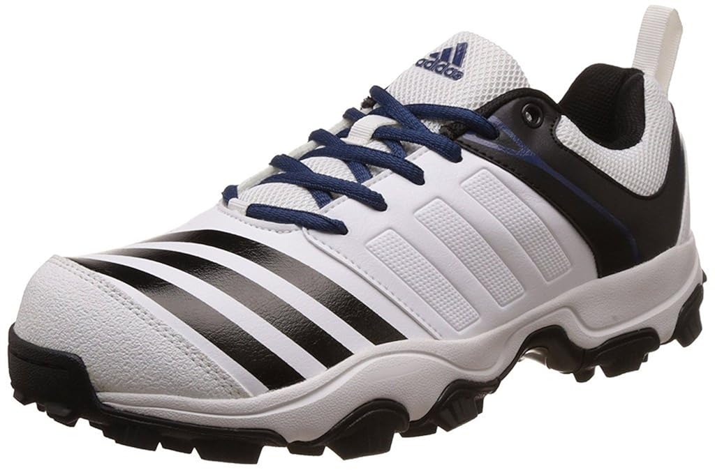 adidas 22 yards cricket shoes