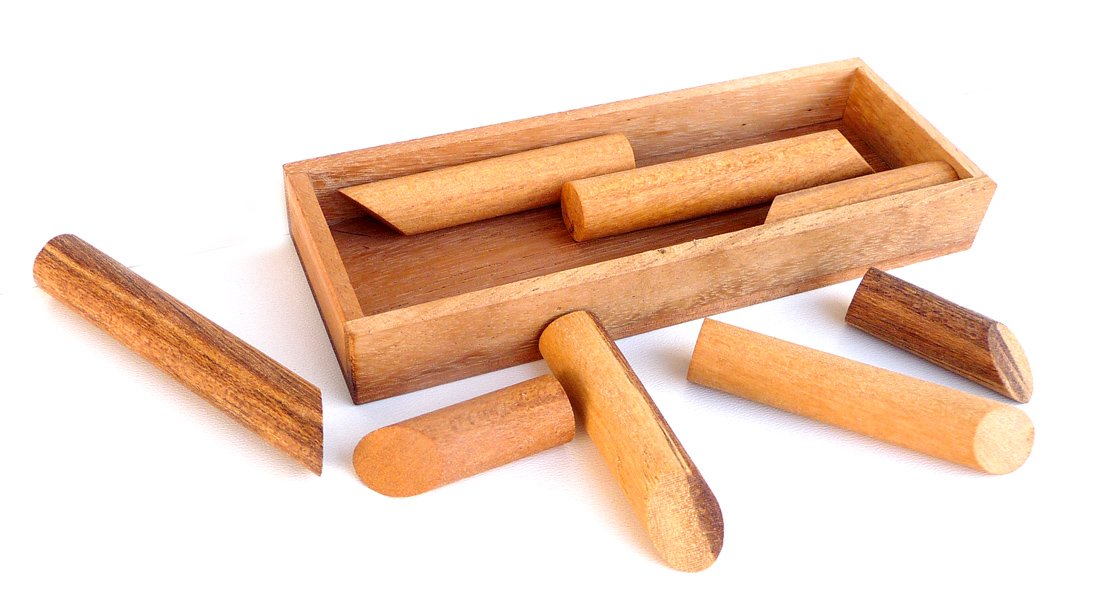 Logica Puzzles Art. Sigar Box - Wooden Brain Teaser - Difficulty 4/6 Extreme - Euclide Collection