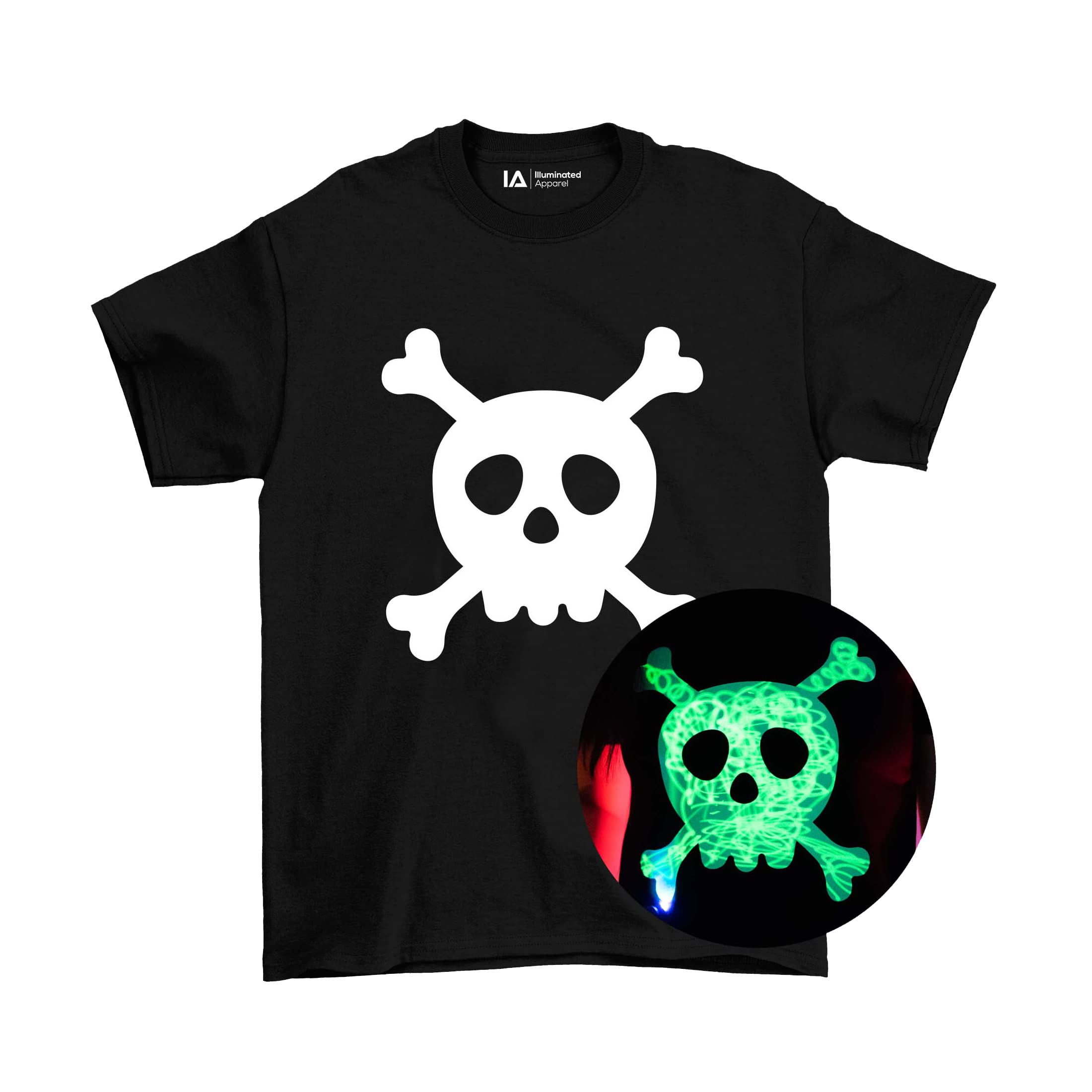 Illuminated Apparel Original Kids Skull & Cross Bones Interactive Glow in The Dark T-Shirt (7-8 Years) Black