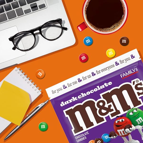 M&M’S DARK CHOCOLATE GRADUATION PARTY CANDY, FAMILY SIZE, 18 OZ BULK BAG
