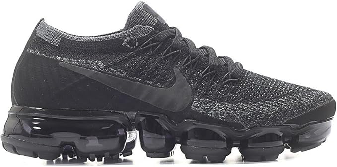 all black nike flyknit vapormax