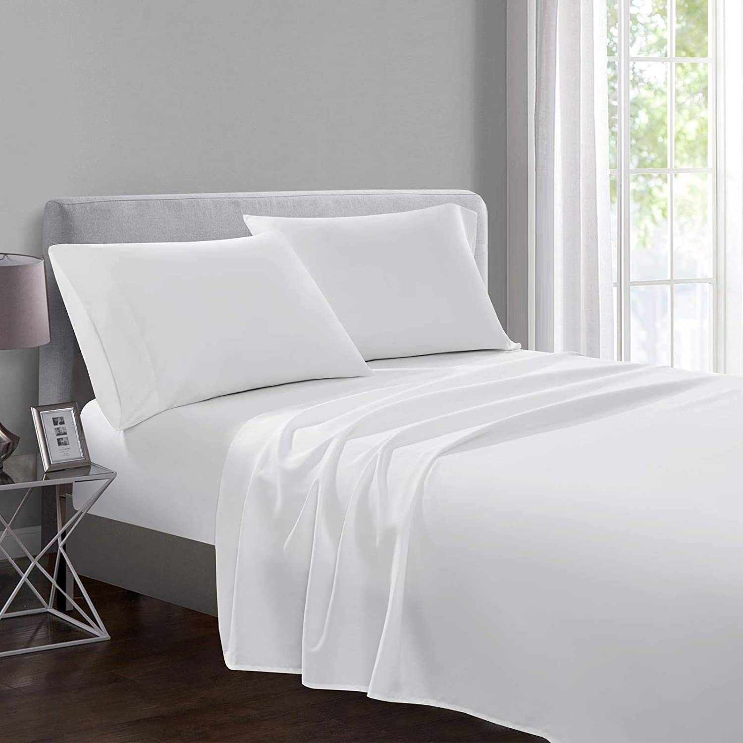Yorkshire Bedding Single Bed Flat Sheet 100% Egyptian Cotton 200 Thread Count Hotel Quality White Bed Sheets (175 cm x 275 cm)