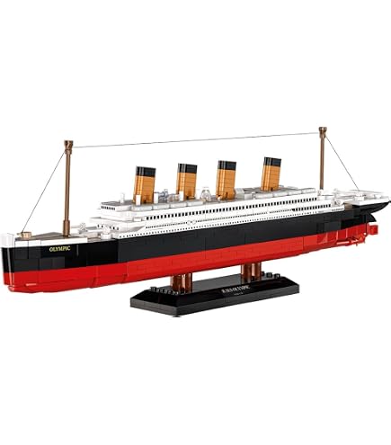 Amazon.com: COBI Historical Collection R.M.S. Titanic 1:700 Scale