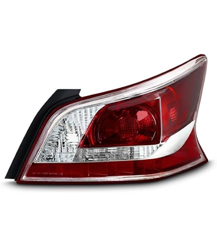 Reemplazo De Luz Trasera En 2002 Nissan Altima S 2.5L 4 Cyl