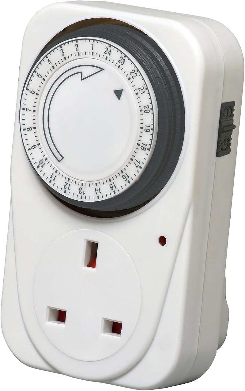 Defender 24 Hour Segment Timer Plug UK 240V 3 Pin Socket