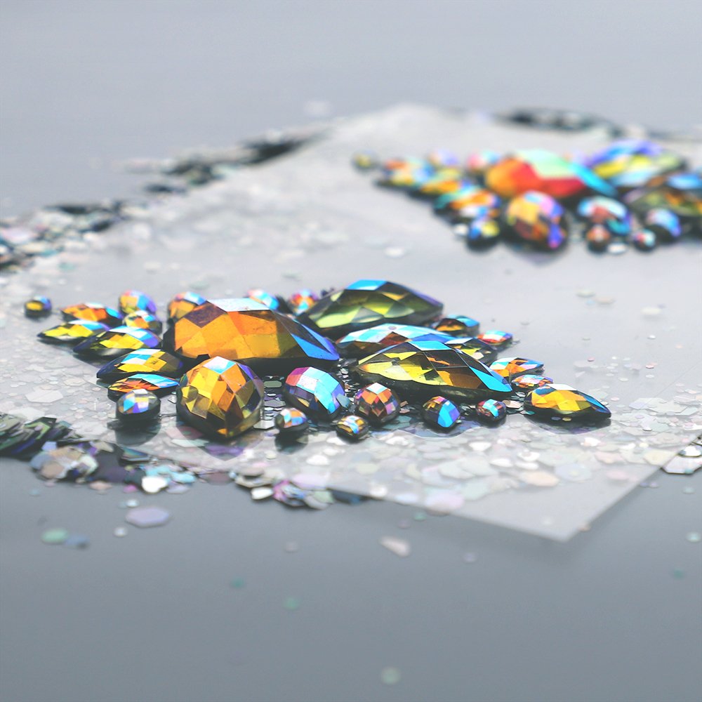 Festival Body Gems Breast Jewels Tattoo Crystals Glitter Rhinestone & 5g Silver Holographic Chunky Glitter For Face Body Nails Hair Body Glitter Festival Rave Party Accessories