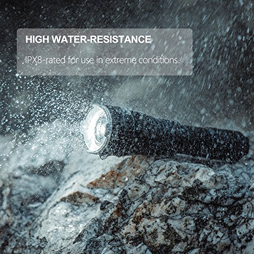 Linterna LED Alta Potencia Recargable Tactica Militar Linterna Resistente al Agua Ipx8 1200 LM CREE LED de Enfoque Ajustable Portátil,Carga...