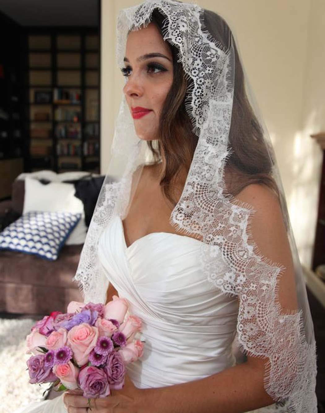 Jovono Women S One Tier Cathedral Bridal Veils Short Veil With