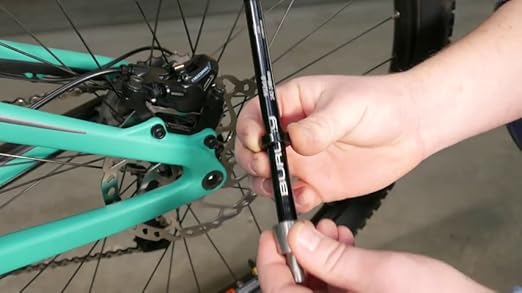 bike trailer through axle