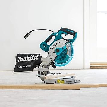 Makita XSL05Z Miter Saws product image 2