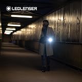 Ledlenser K6R Key Ring Torch 400 lm USB Rechargeable 30 g Red Light view 4