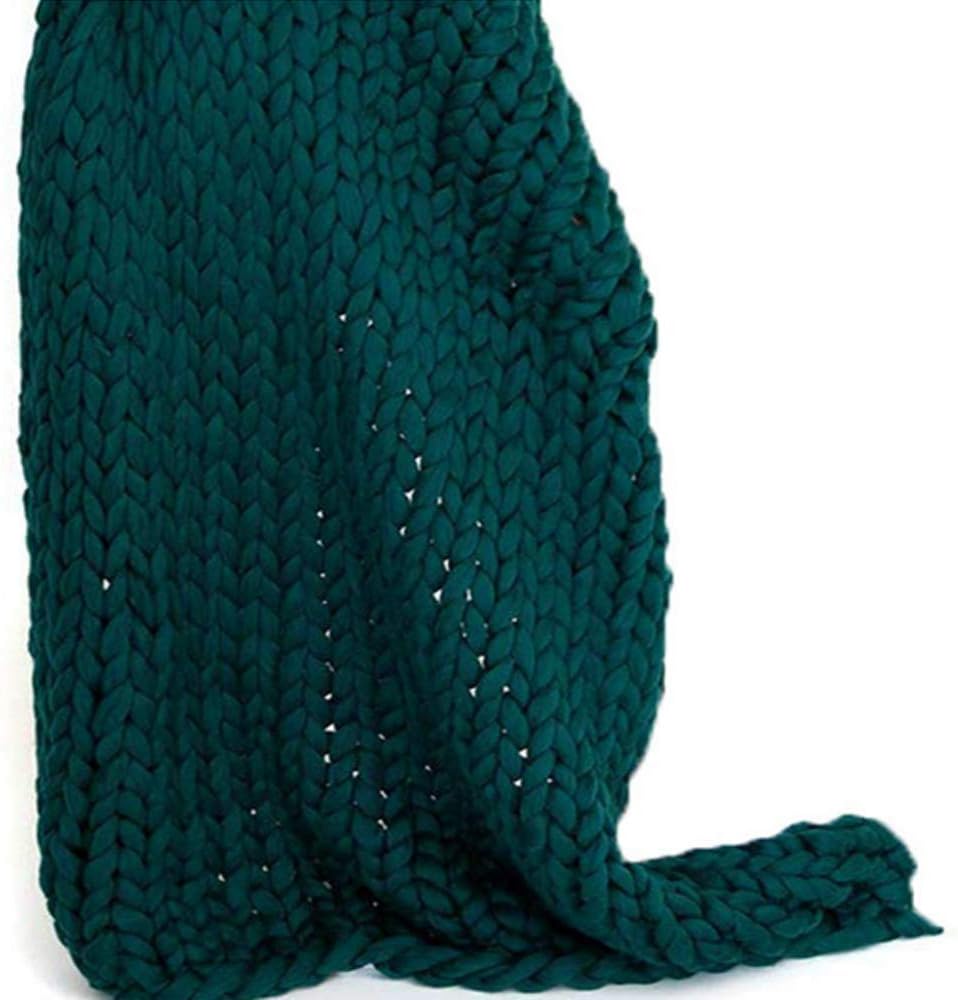 Amazon Com 39x51inch Chunky Blanket Dark Green Handmade Knitted Blanket Cozy Throw Knit Blanket Arm Knit Blanket Hand Knitted Blanket Large Knit Blanket Home Decor Throw Blankets Kitchen Dining