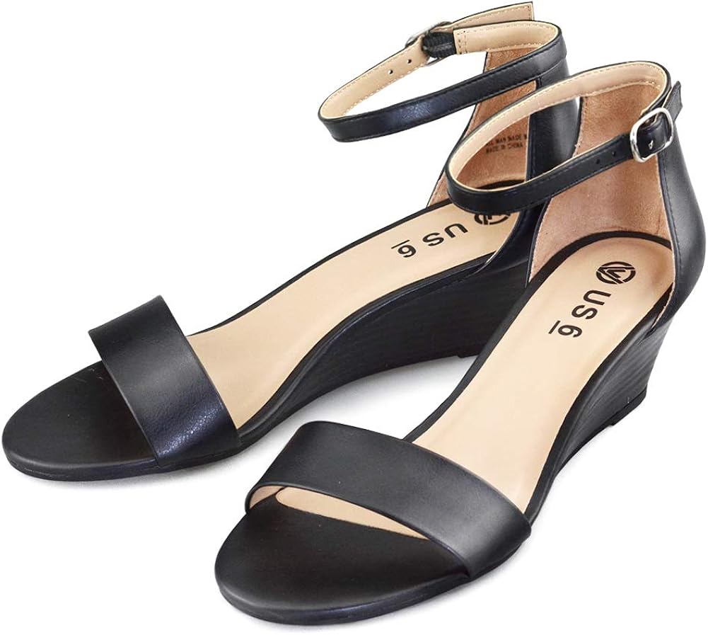 casual heeled sandals