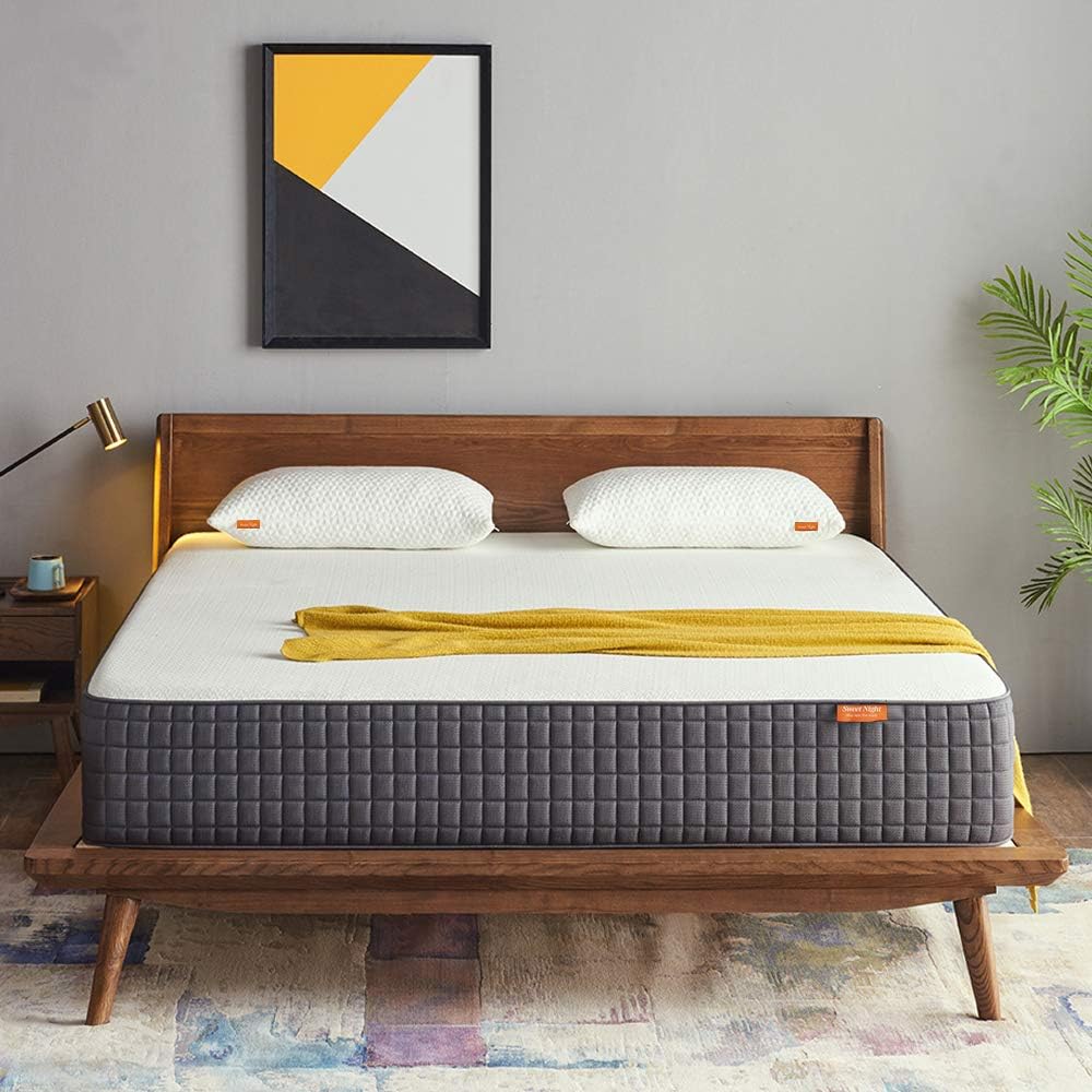 Sweetnight SN-M002-K Breeze 12 Inch King Size Mattress Medium Firm, Ventilated Memory Foam Mattress for a Deep Sleep, Supportive & Pressure Relief, White Gray: Furniture & Decor