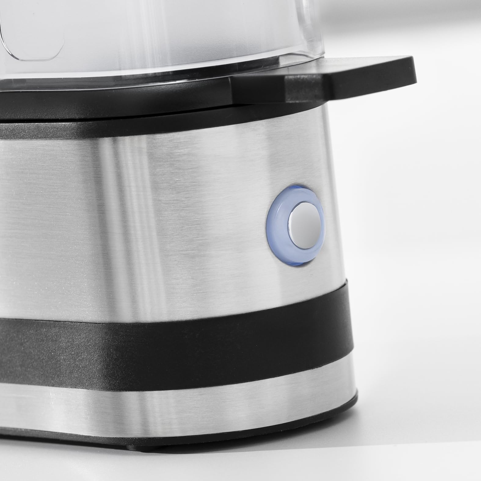 WMF Küchenminis Eierkocher aus Cromargan, kocht 1–2 Eier optimal weich, mittel oder hart, einfache Einstellung für optimal Ergebnisse, 250 W, Messbecher, Eipick, platzsparendes Design 6