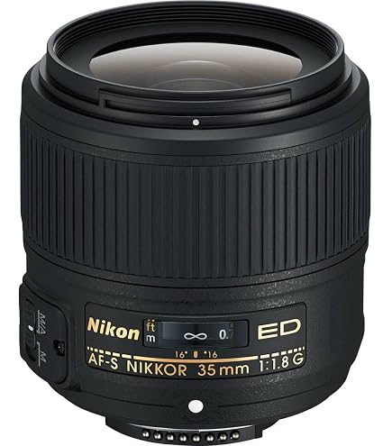 Nikon ニコン AF-S DX NIKKOR 35mm f/1.8 G Amazon.com : Nikon AF-S DX