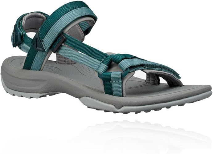 hiking sandals amazon