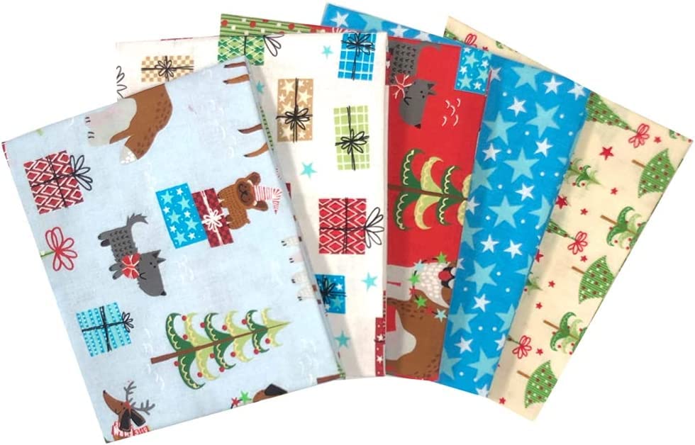 The Craft Cotton Co - Amazing Christmas Fat Quarters Collection (45cm x 55cm) (100% Cotton Fabric - Ideal for Christmas Projects, Quilting, Bunting) (Doggie Christmas)