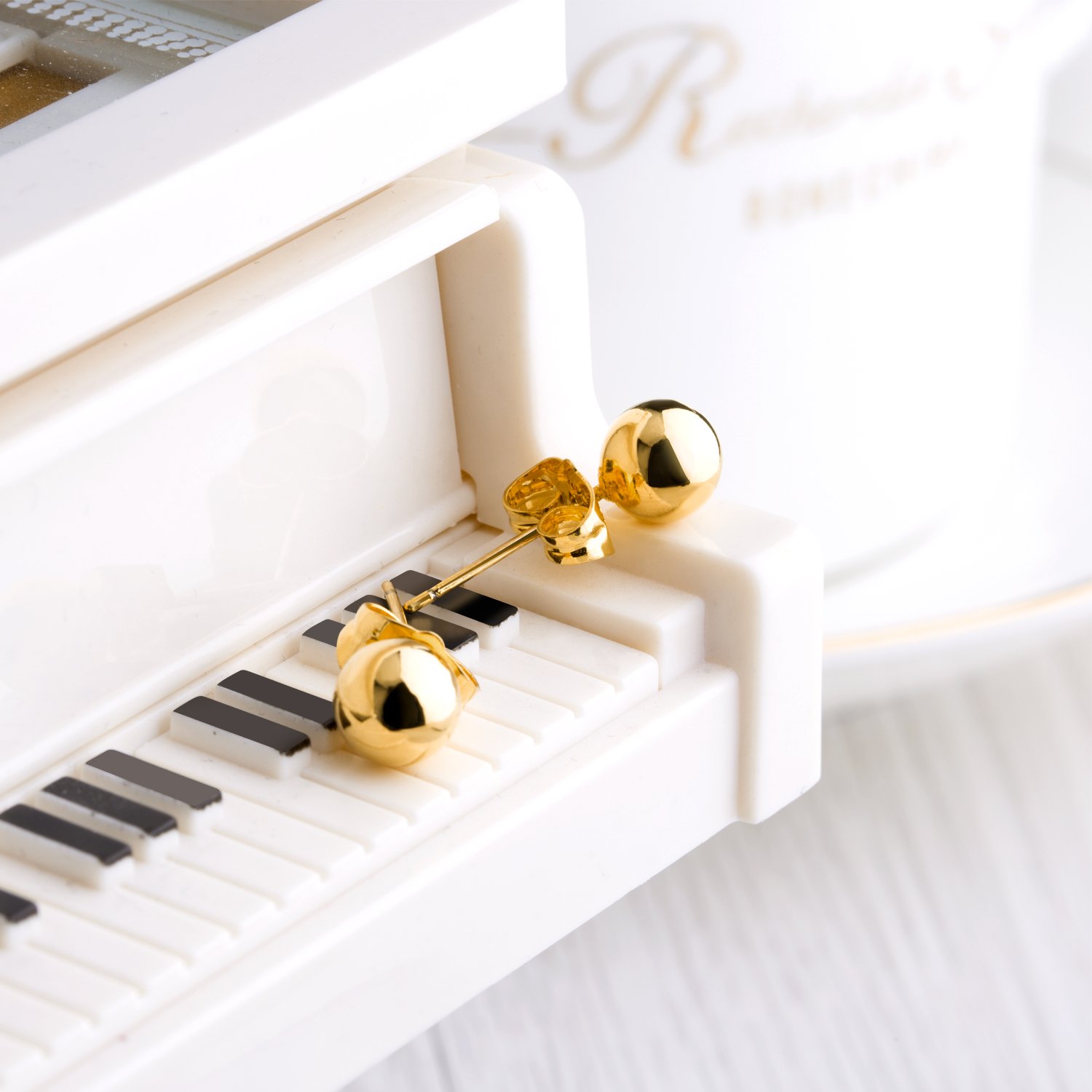 UHIBROS 316L Surgical Stainless Steel Round Ball Studs Earrings 5 Pair Set Assorted Sizes (Gold)