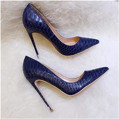size 2 navy heels